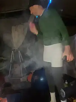 Snapshot of TheOnlyTwinTowers chatting on 12-17-24, 08:34 TheOnlyTwinTowers online show from 12-17-24, 08:34