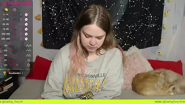 Snapshot of darling_tony chatting on 03-06-25, 03:45 darling tony online show from 03-06-25, 03:45