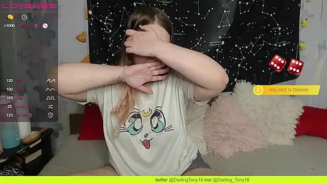 Snapshot of darling_tony chatting on 03-09-25, 01:59 darling tony online show from 03-09-25, 01:59