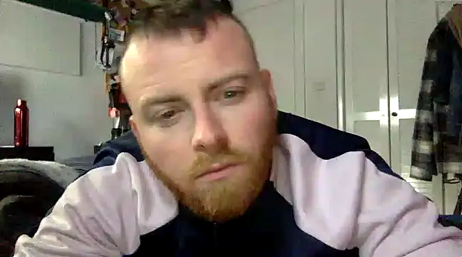 Pelirrojo1234 online show from 02-04-25, 03:15