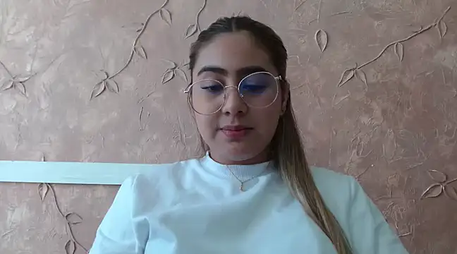 Miabonnett  online show from 01-23-25, 04:15