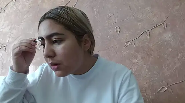 Miabonnett  online show from 01-29-25, 12:45