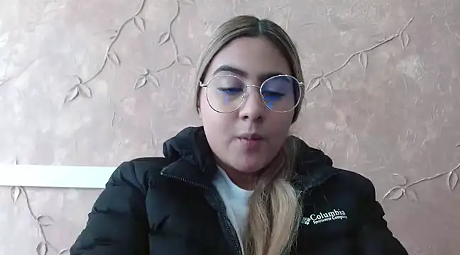 Miabonnett  online show from 02-09-25, 01:46