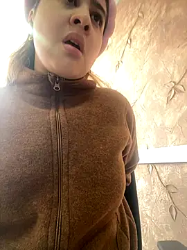 Miabonnett  online show from 09-22-25, 11:56