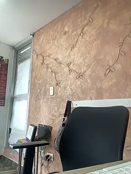 Miabonnett  online show from 12-16-25, 12:10