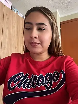 Snapshot of Miabonnett_ chatting on 06-30-26, 03:02 Miabonnett online show from 06-30-26, 03:02