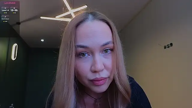 Emili1- online show from 01-08-26, 12:40