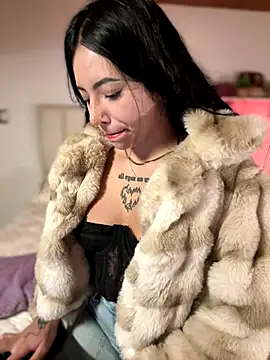 eva elifee online show from 09-08-25, 11:04