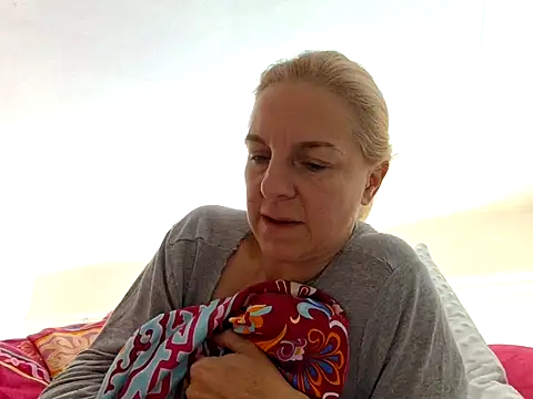 Snapshot of FrauleinSchmitt chatting on 10-02-25, 07:48 FrauleinSchmitt online show from 10-02-25, 07:48