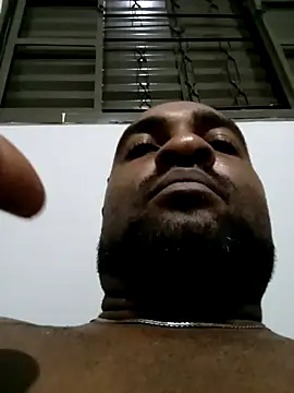 Beto0815 online show from 02-15-26, 04:03