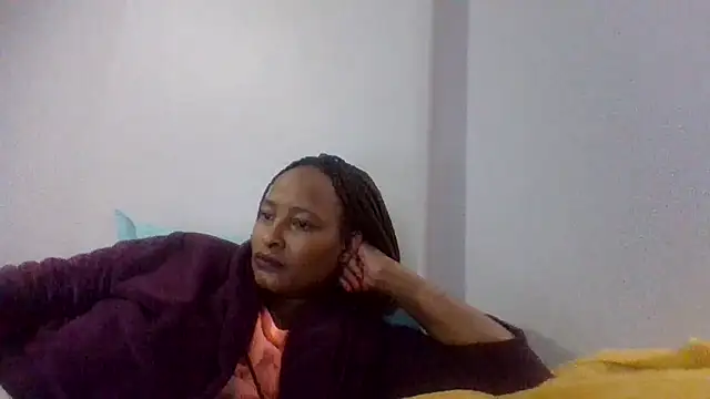 Snapshot of BabeAssXX chatting on 05-15-26, 11:39 BabeAssXX online show from 05-15-26, 11:39