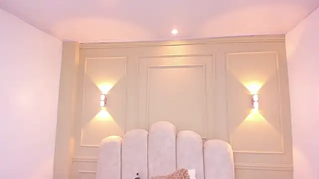 MADISON ROWAN1 online show from 03-18-26, 07:00