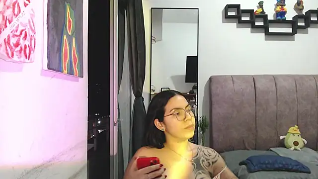 Liza Thurner online show from 09-09-25, 12:32