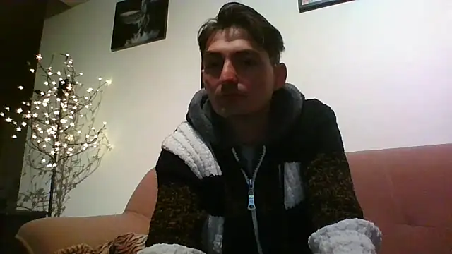 Wesleymodel online show from 03-28-26, 03:06