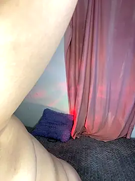 Ari Martin online show from 10-18-25, 04:26