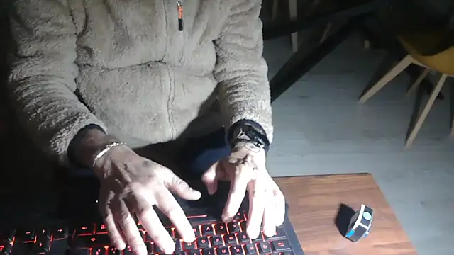 Adri gard online show from 03-28-26, 09:36