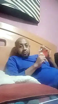 pineda1689 online show from 12-21-24, 07:38