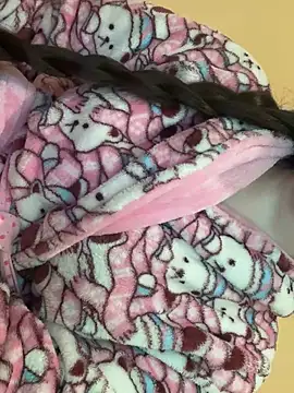 Snapshot of Evelyn_Moon chatting on 02-07-25, 03:41 Evelyn Moon online show from 02-07-25, 03:41