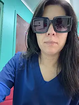 Reinacatchile online show from 03-07-26, 02:36