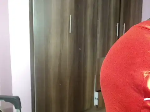 massive squirts online show from 10-31-25, 08:54