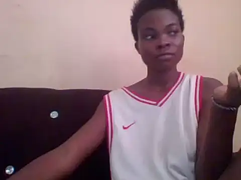 Snapshot of sexxyqueenn22 chatting on 12-13-24, 11:02 sexxyqueenn22 online show from 12-13-24, 11:02