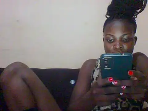 Snapshot of sexxyqueenn22 chatting on 12-20-24, 09:50 sexxyqueenn22 online show from 12-20-24, 09:50