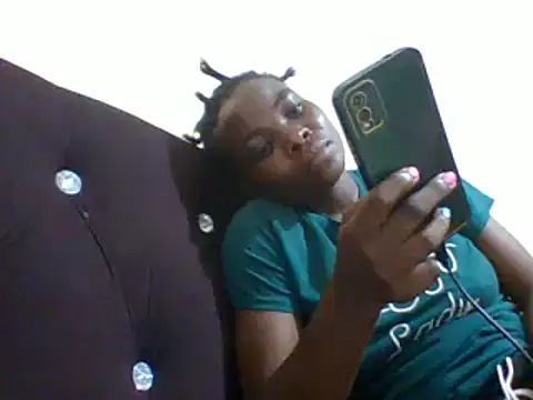 Snapshot of sexxyqueenn22 chatting on 02-16-25, 09:59 sexxyqueenn22 online show from 02-16-25, 09:59