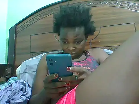 Snapshot of sexxyqueenn22 chatting on 09-14-25, 11:26 sexxyqueenn22 online show from 09-14-25, 11:26