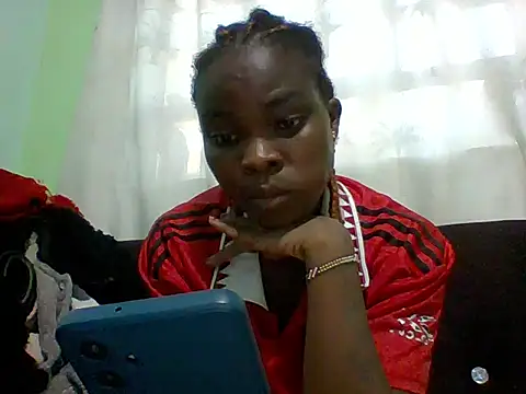 Snapshot of sexxyqueenn22 chatting on 09-26-25, 04:16 sexxyqueenn22 online show from 09-26-25, 04:16