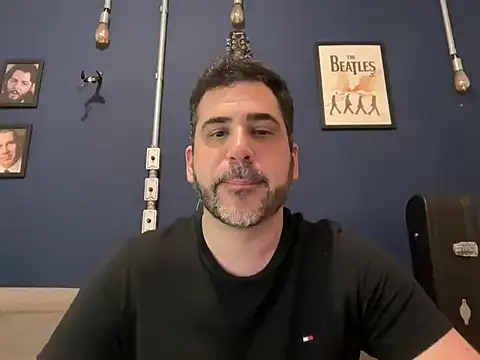 Snapshot of hotsafadinho chatting on 11-01-25, 10:12 hotsafadinho online show from 11-01-25, 10:12