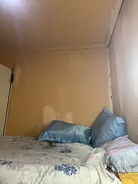 Babeyfacee online show from 10-30-25, 12:23