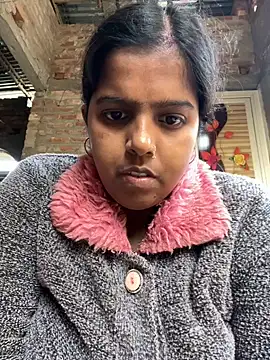 Snapshot of Beauty-queen chatting on 01-17-25, 10:22 Beauty-queen online show from 01-17-25, 10:22