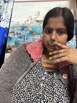 Snapshot of Beauty-queen chatting on 01-17-25, 04:26 Beauty-queen online show from 01-17-25, 04:26