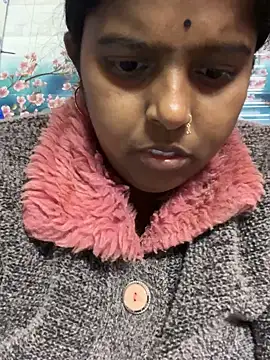 Snapshot of Beauty-queen chatting on 01-26-25, 02:19 Beauty-queen online show from 01-26-25, 02:19