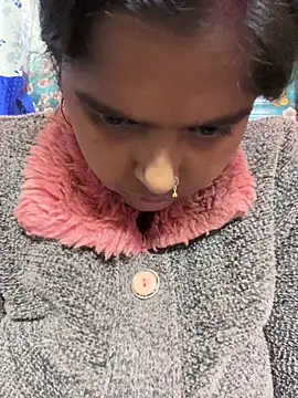 Snapshot of Beauty-queen chatting on 01-28-25, 04:30 Beauty-queen online show from 01-28-25, 04:30