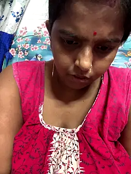 Snapshot of Beauty-queen chatting on 09-12-25, 11:10 Beauty-queen online show from 09-12-25, 11:10