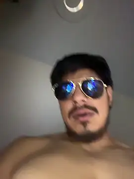 Snapshot of MynameisPaco chatting on 11-17-25, 04:07 MynameisPaco online show from 11-17-25, 04:07