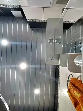 NikaXBerry online show from 02-09-25, 09:37