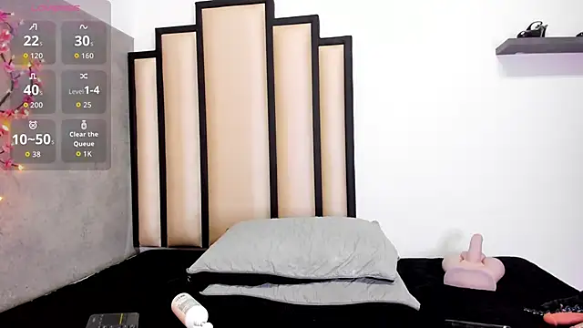 Snapshot of SussanMilf_ chatting on 10-17-25, 10:51 SussanMilf online show from 10-17-25, 10:51