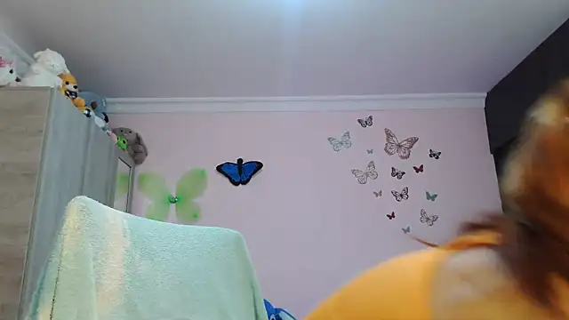 caroline jonson online show from 11-14-25, 08:29