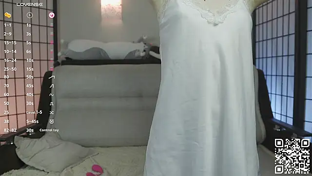 Snapshot of Mary_Shake chatting on 02-23-25, 08:44 Mary Shake online show from 02-23-25, 08:44