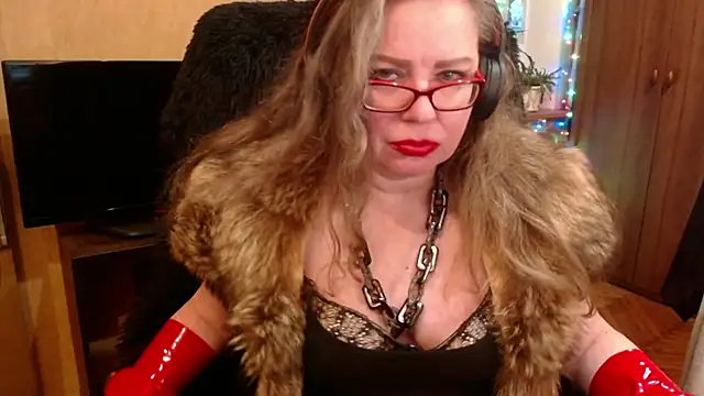 Miss Tress online show from 02-28-25, 12:21