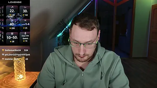 Snapshot of Relsxboy chatting on 02-28-25, 05:37 Relsxboy online show from 02-28-25, 05:37