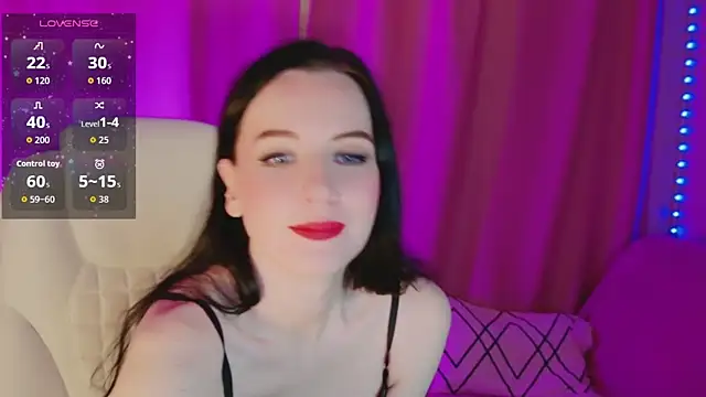 Snapshot of AndreaAshton chatting on 05-30-26, 05:32 AndreaAshton online show from 05-30-26, 05:32