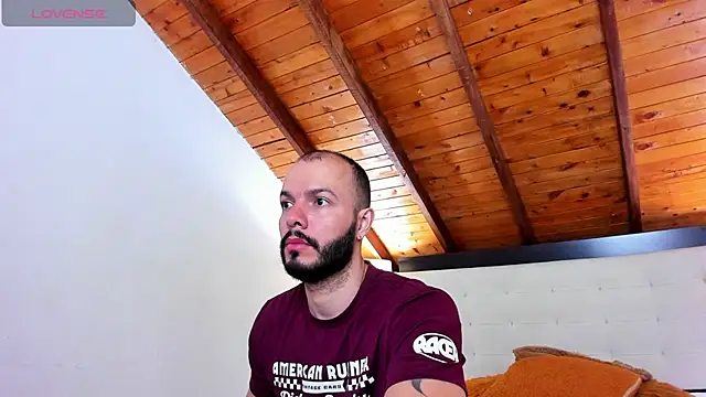 Tom Bailey online show from 09-27-25, 12:21