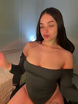 MisFrekcles  online show from 03-21-25, 09:23