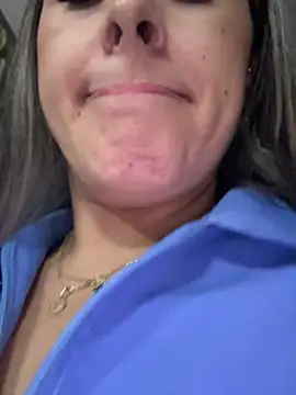 Snapshot of ALONDRAMILF chatting on 02-02-25, 07:52 ALONDRAMILF online show from 02-02-25, 07:52