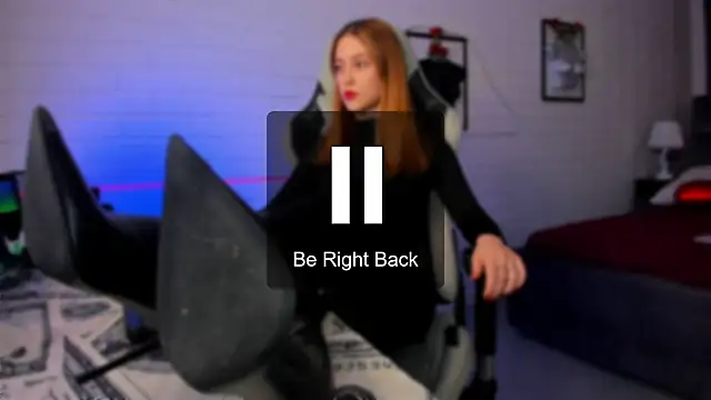 LolaLemona online show from 02-24-25, 02:04