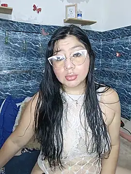 keterinjones--11 online show from 05-23-26, 05:12
