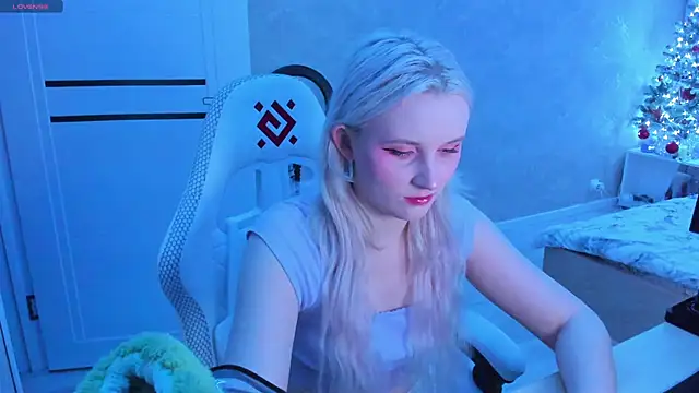 SweeteRose Royce online show from 01-17-25, 02:50